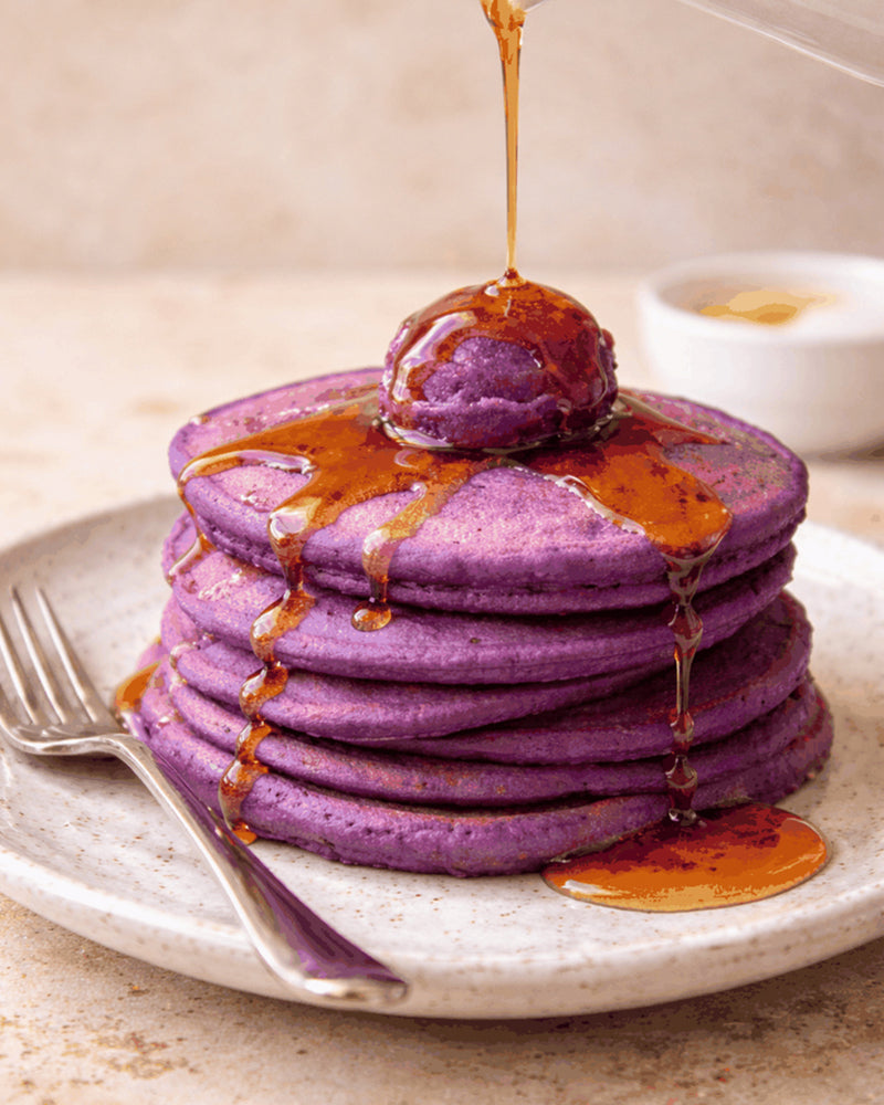 ללקק את הצלחת. פנקייק עם אבקת אובה (צילום: I LOVE UBE) ללקק את הצלחת. פנקייק עם אבקת אובה (צילום: I LOVE UBE)